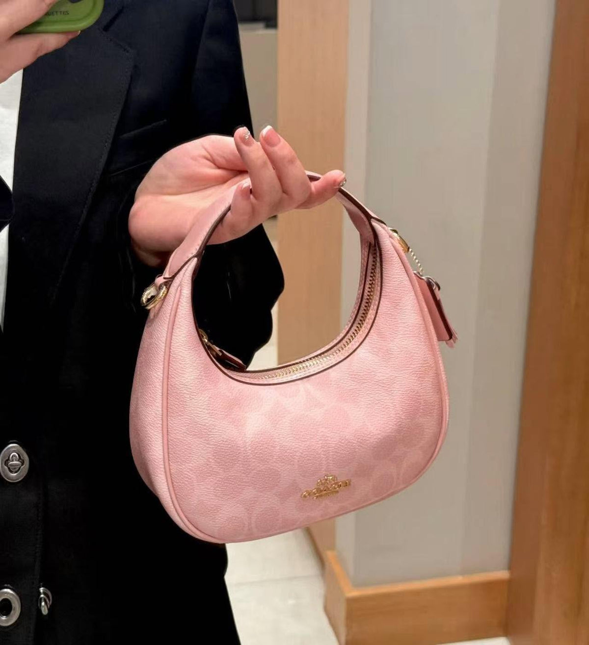 Original Outlet Coach Powder Pink Women Crossbody bag CAM83