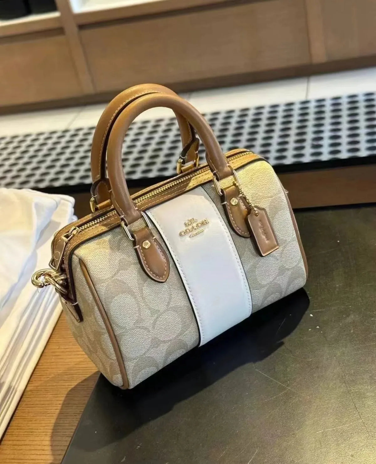 Original Outlet Coach Signature Rowan Satchel Bag