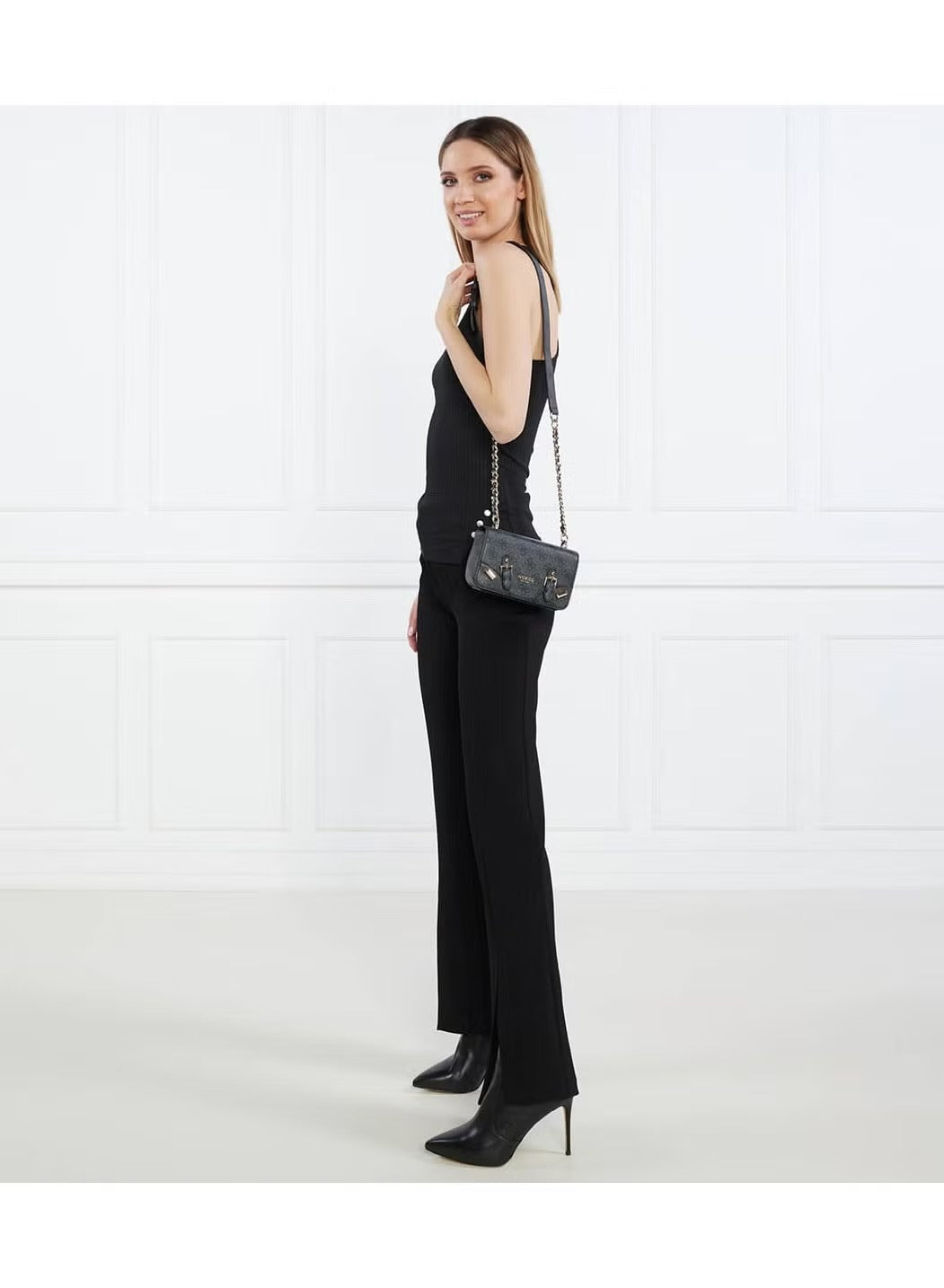 Original Outlet Guess Coal Black Women Crossbody