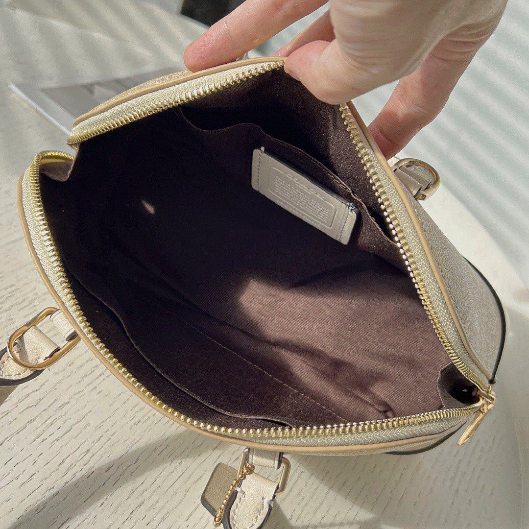 Original Outlet Coach Light Khaki Chalk Women Crossbody Bag f27583 imdqc
